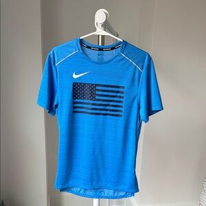 Official Team USA Nike Blue Tee with Flag Graphic small
